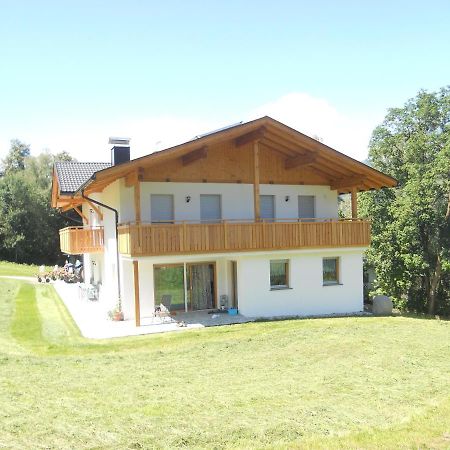 Ferienwohnungen Schlosshaeusl San Lorenzo di Sebato Exterior foto